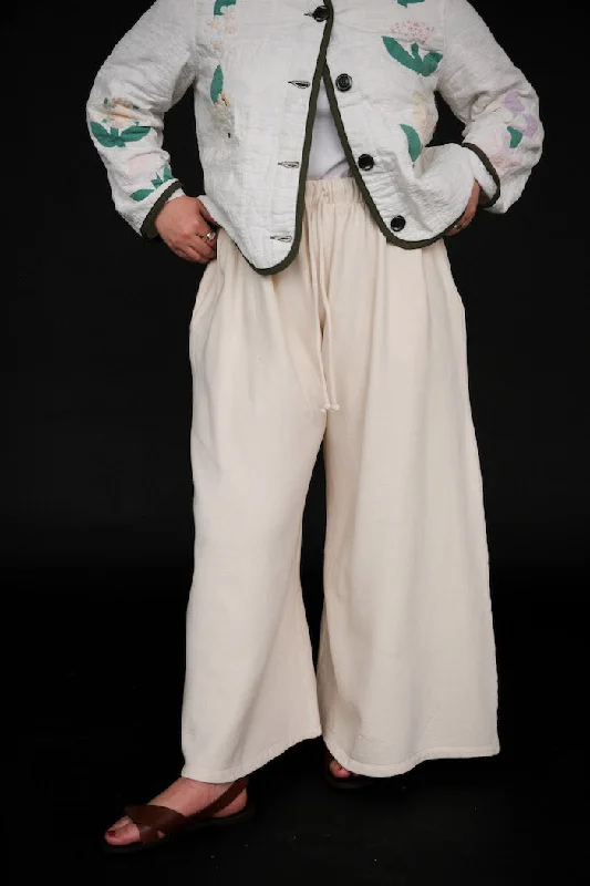 Weekend Shopping Extravaganza WEST PANTS SIZE XS/S