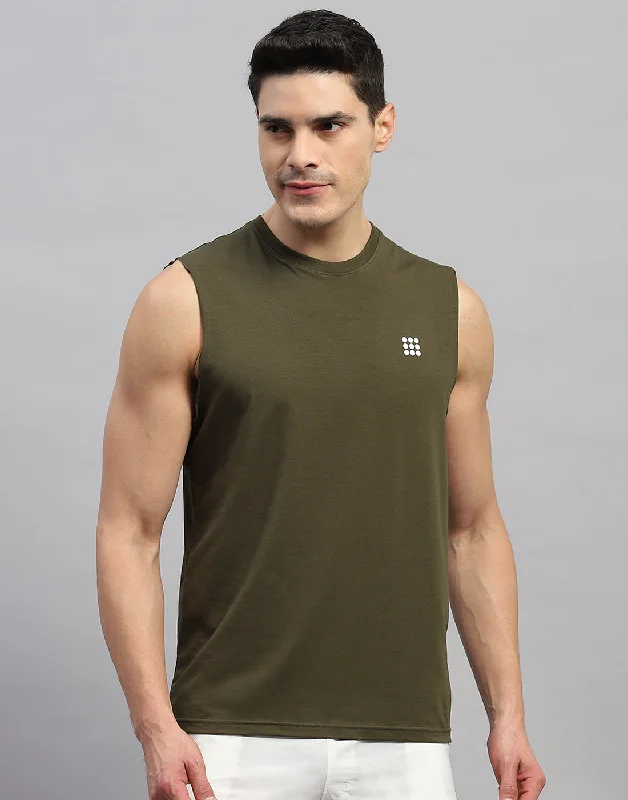 Hurry In Men Olive Solid Round Neck Sleeveless T-Shirt