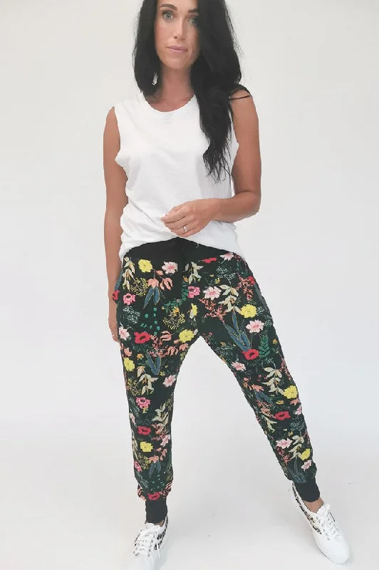 Weekend Specials to Indulge In Gloss by Shine On Havana Soft Jogger Ebony Floral