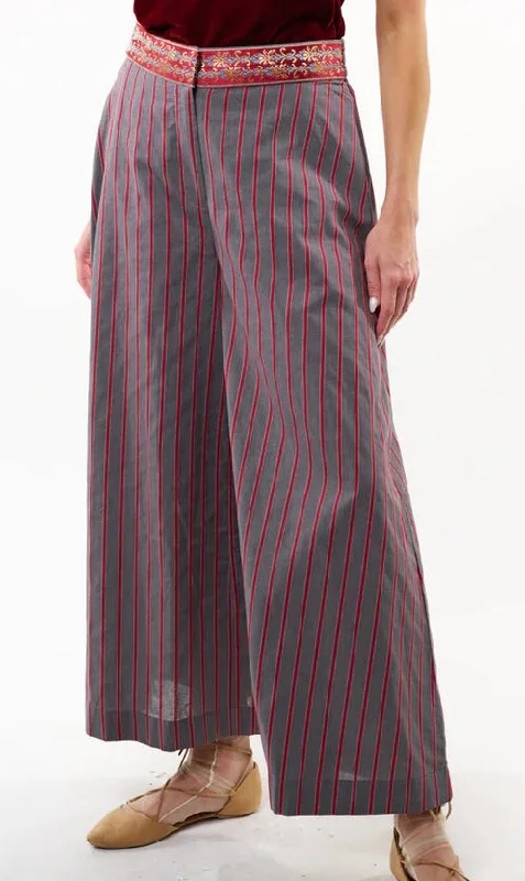 Weekend Savings Delight Statement Pants