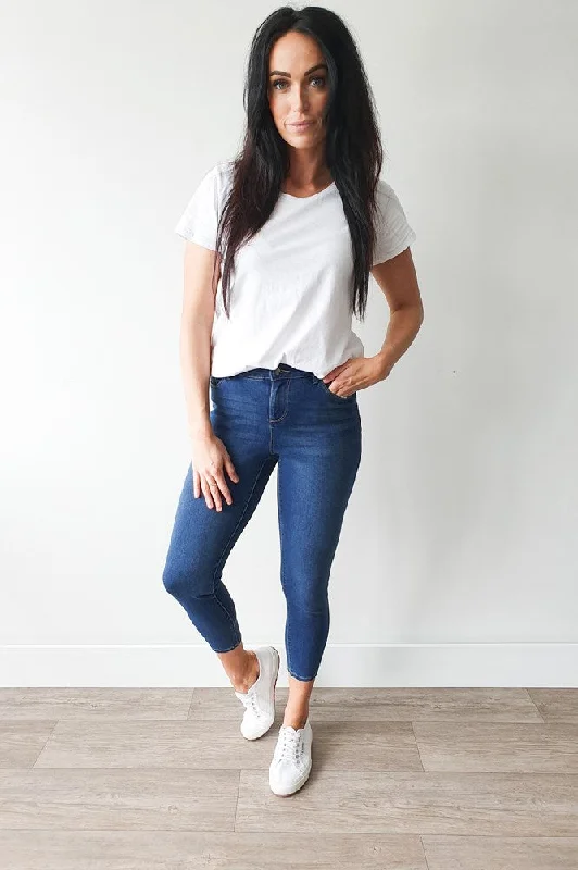 Weekend Discounts to Celebrate Shine On Label Cropped Sculpt Jeans Indigo