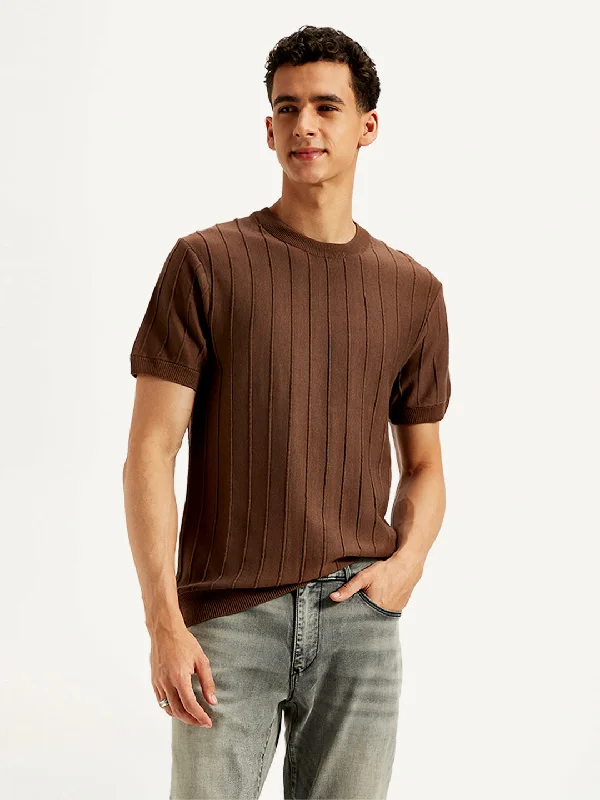 Big Discounts Men's Textured Slim Fit T-Shirt