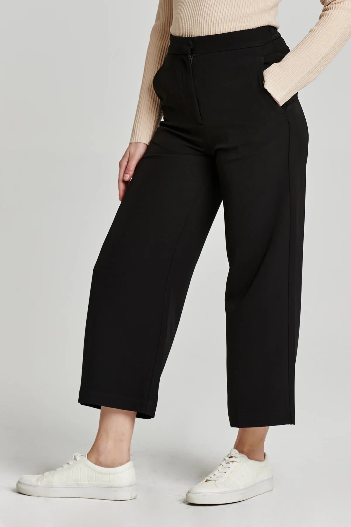 Weekend Discounts to Enjoy Denali Pants