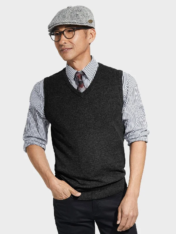 Men's V-Neck Sweater Vest - Black