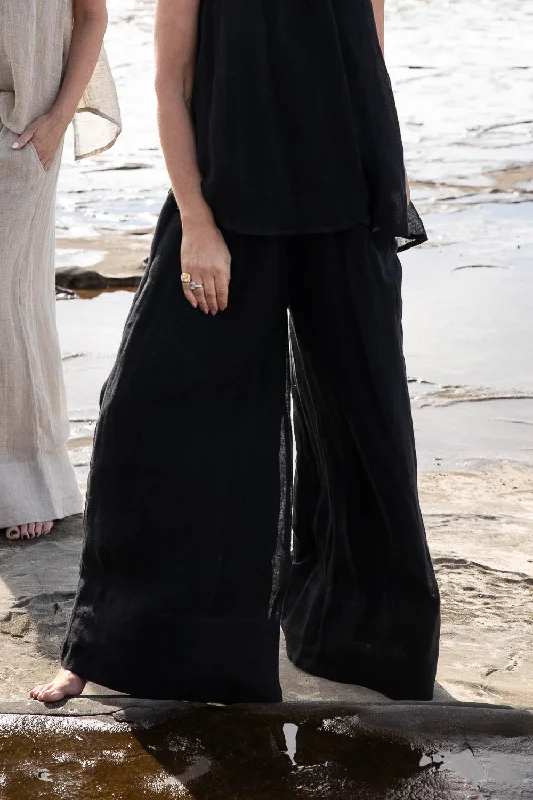 Weekend Discounts to Love Arana Linen Pant - Black