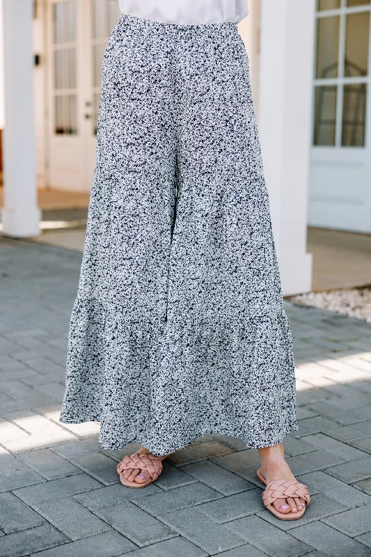 Steals and Deals Gather Round Navy Blue Ditsy Floral Pants
