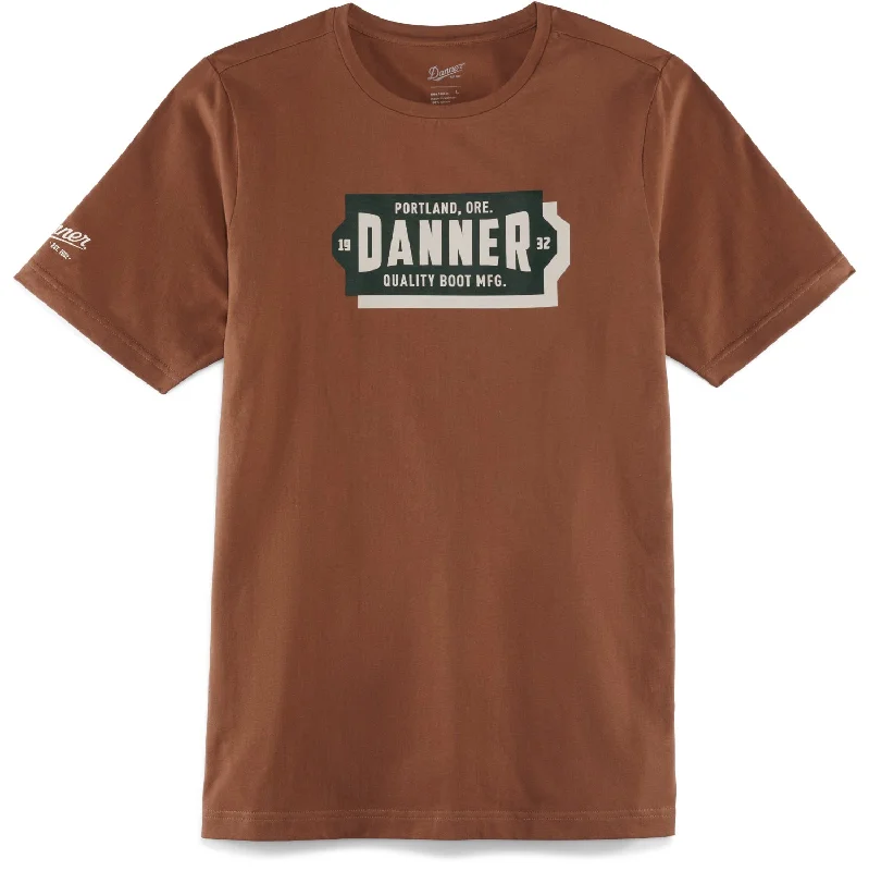 Weekend Bargains Galore Danner Mens Banner Tee Brick Red 100% Cotton S/S T-Shirt