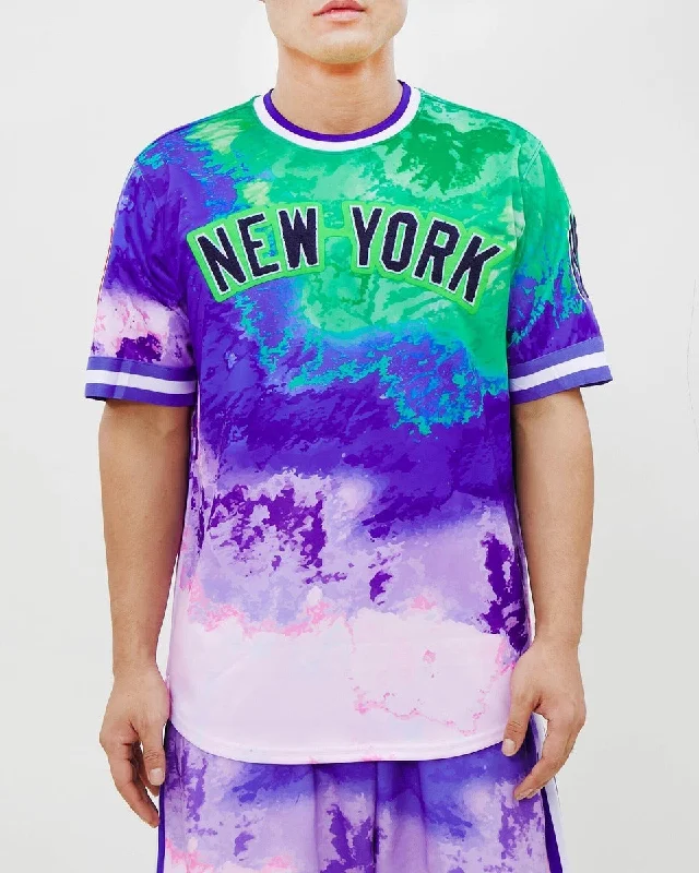 Weekend Savings Extravaganza MLB NEW YORK YANKEES PRO TEAM DIP DYE MEN'S TAPING TOP (MULTI) Weekend Savings Extravaganza MLB NEW YORK YANKEES PRO TEAM DIP DYE MEN'S TAPING TOP (MULTI)