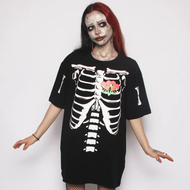 Limited Availability OVERSIZED HEARTS & BONES T-SHIRT